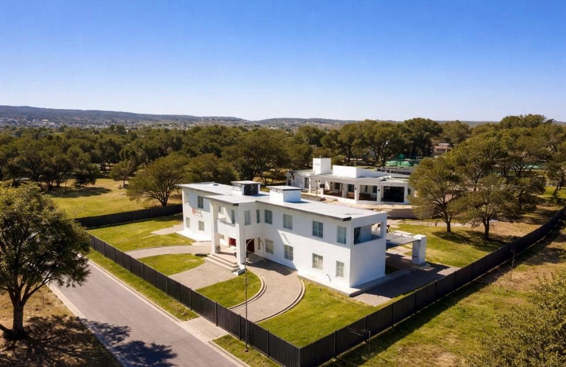 casa en country en venta cordoba argentina - foto 1