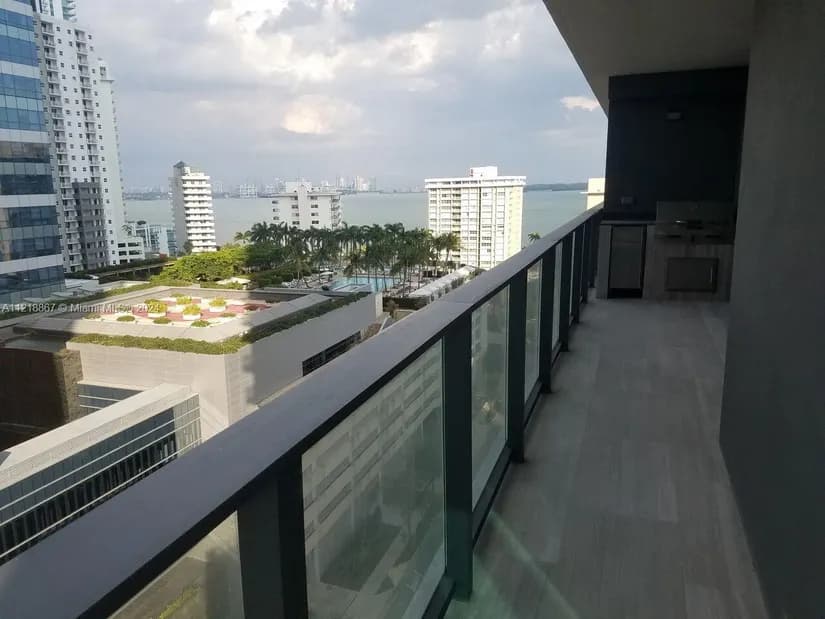 Espectacular residencia en Venta Brickell Miami - foto 1
