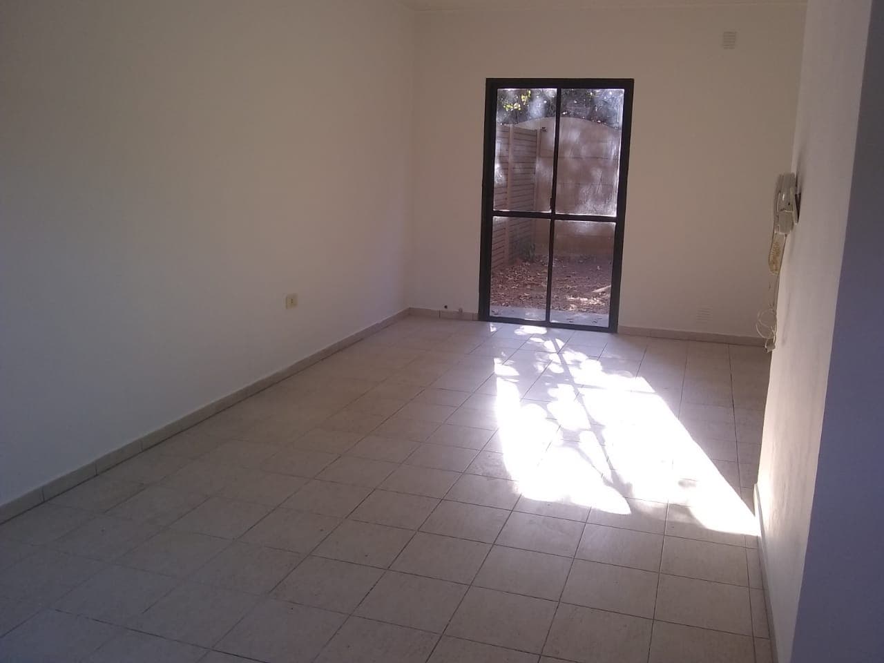 SORPRENDENTE DUPLEX EN LA PLATA - foto 1