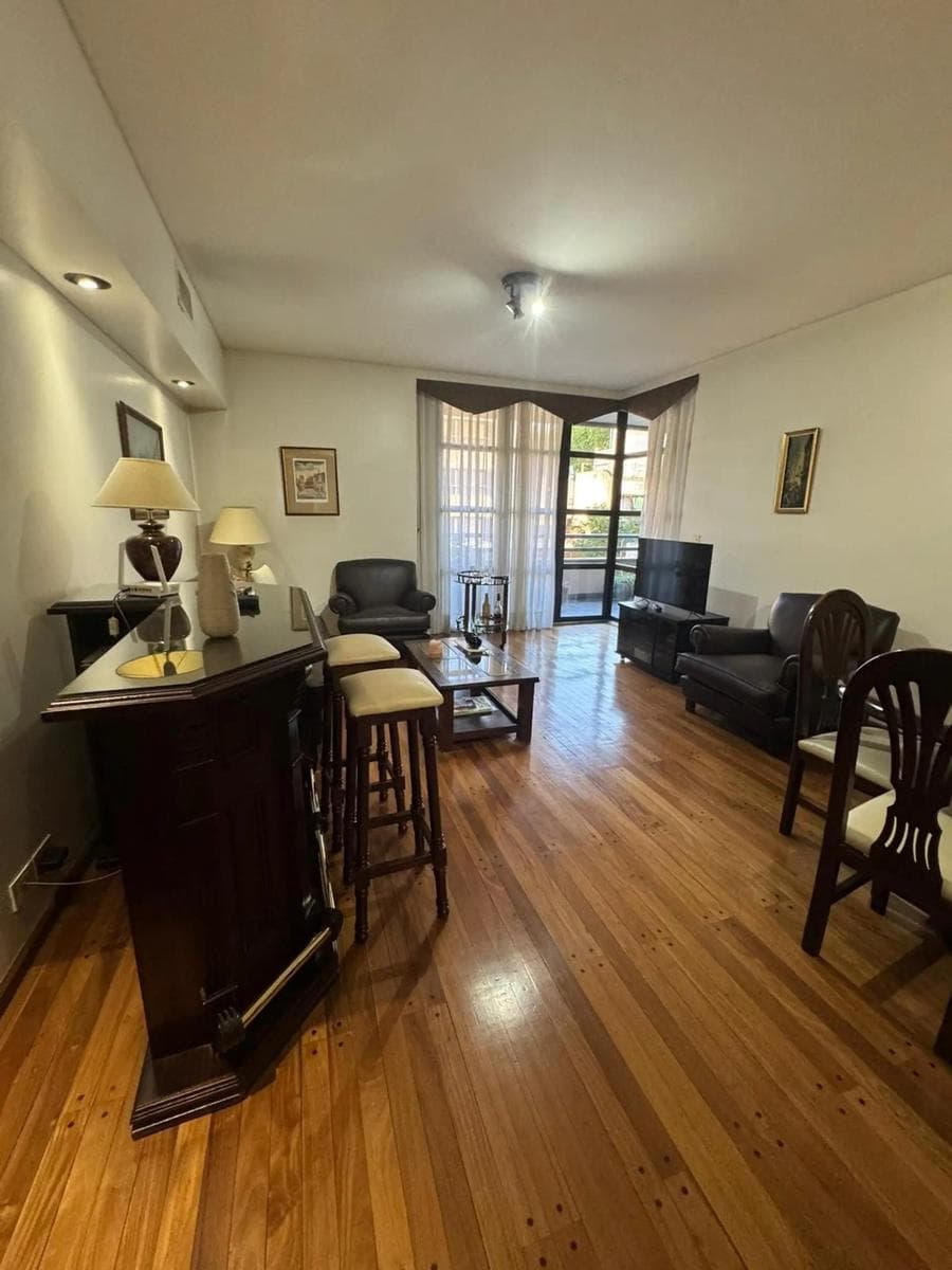 Departamento 4 ambientes | en Venta | Flores | dependencia con baño y cochera cubierta - foto 1