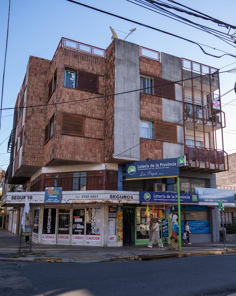 Departamento de 4 Amb con Terraza propia - foto 1